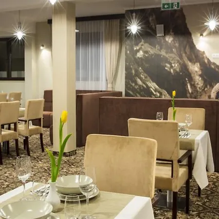 Premium Nosal Hotel
